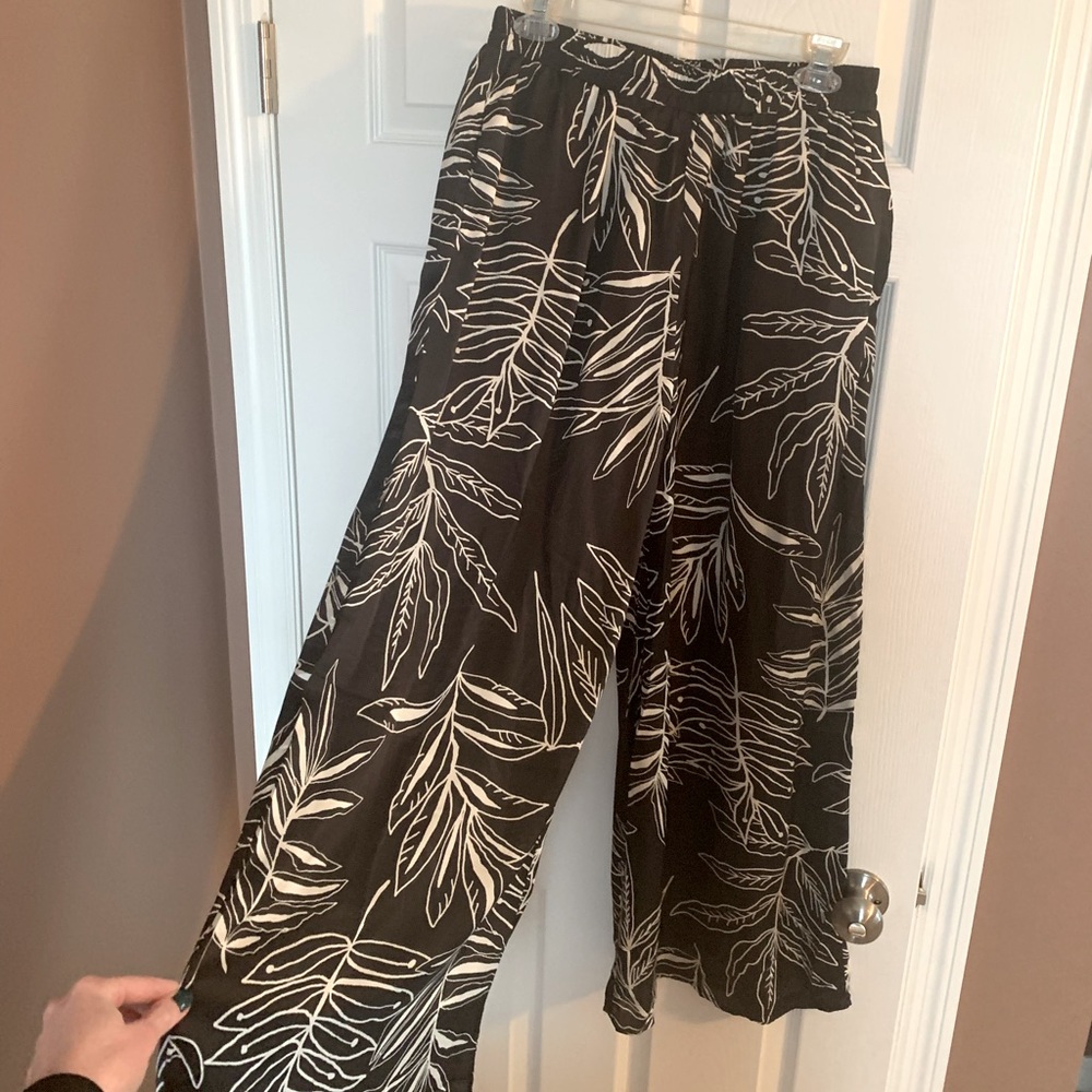 Maui Black Palm Print Wide Leg Pants